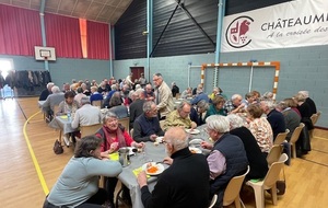 Qualification sénior open par quatre performance festif à Chateaumeillant