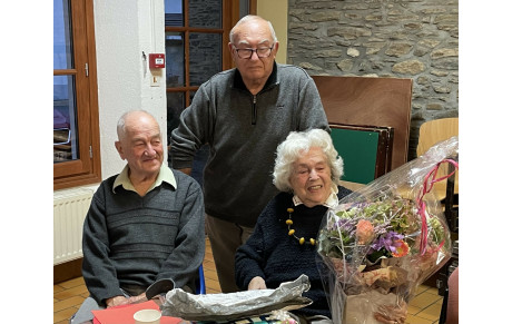 Honneur à Lucienne Roulet doyenne du BC de Cuzion